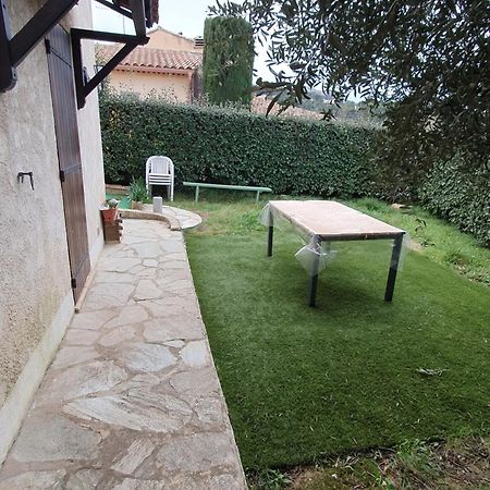Appartement T2 Bas De Villa Avec Jardinet Au Calme Proche Mer La Seyne-sur-Mer Zewnętrze zdjęcie