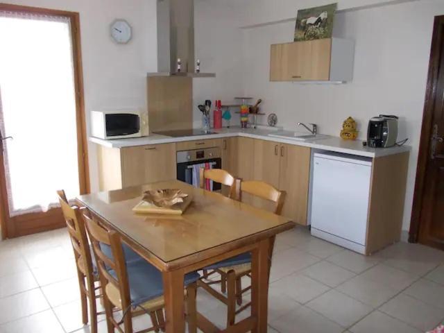 Appartement T2 Bas De Villa Avec Jardinet Au Calme Proche Mer La Seyne-sur-Mer Zewnętrze zdjęcie