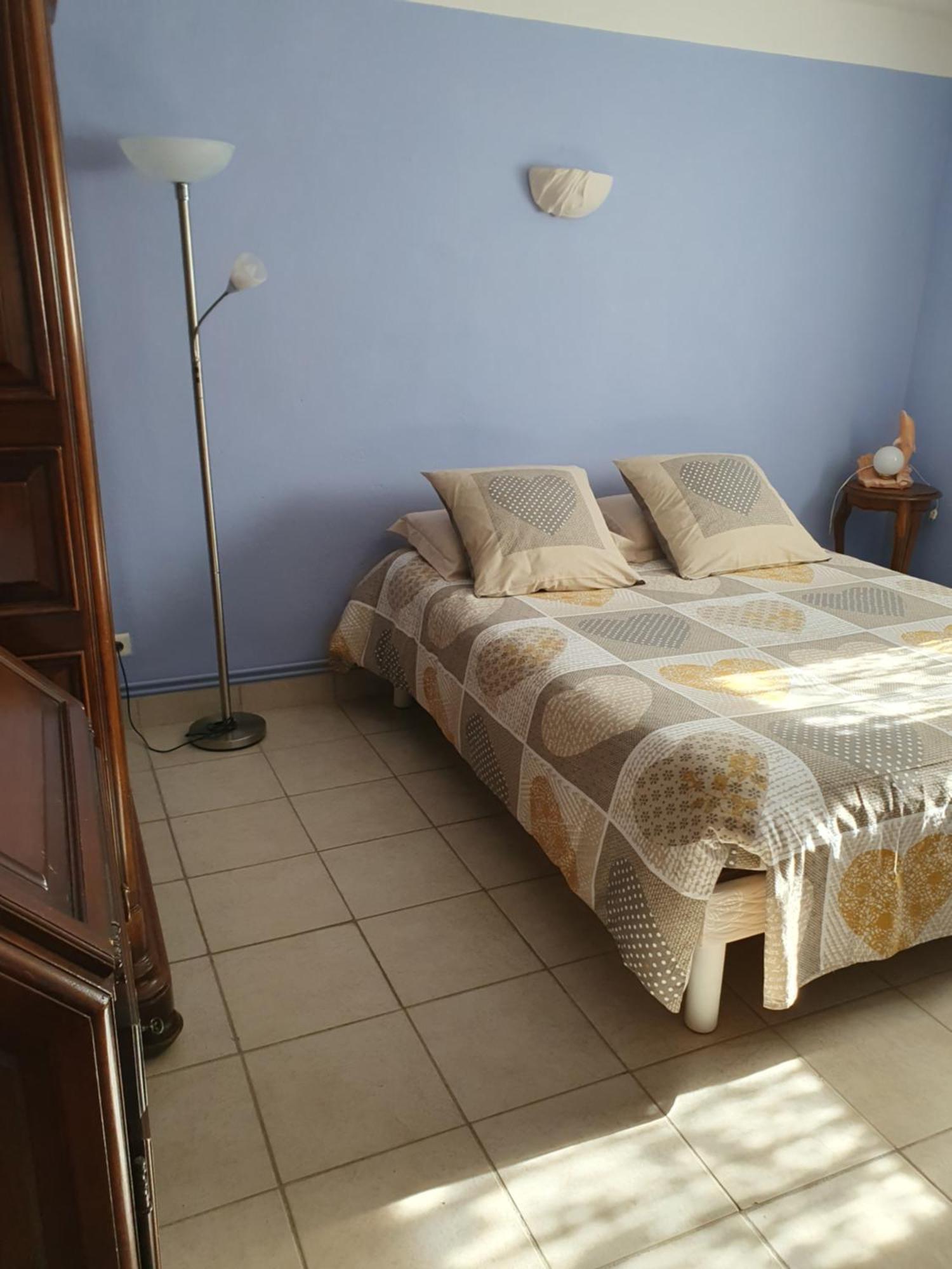 Appartement T2 Bas De Villa Avec Jardinet Au Calme Proche Mer La Seyne-sur-Mer Zewnętrze zdjęcie