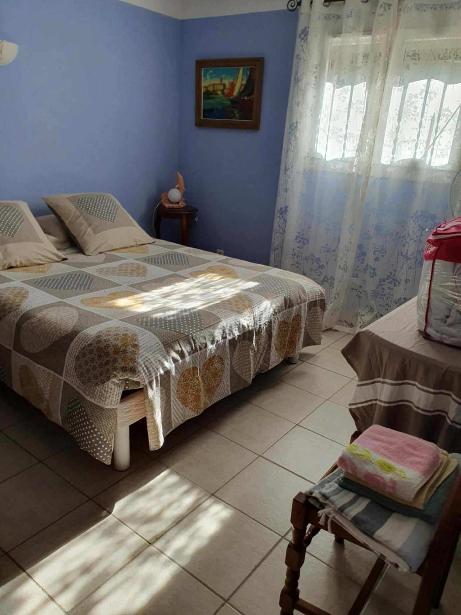 Appartement T2 Bas De Villa Avec Jardinet Au Calme Proche Mer La Seyne-sur-Mer Zewnętrze zdjęcie