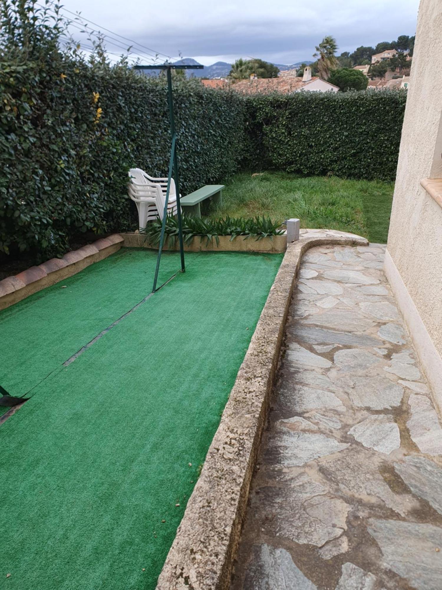 Appartement T2 Bas De Villa Avec Jardinet Au Calme Proche Mer La Seyne-sur-Mer Zewnętrze zdjęcie
